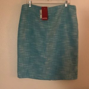NWT Talbots Turquoise blue and white woven skirt. Size 14